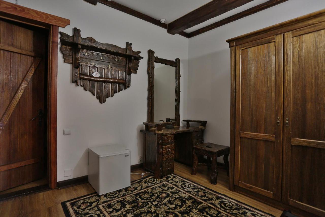Hotel Fortetsya Hetmana Hatne Zewnętrze zdjęcie